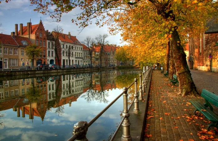 Bruges, toamna. FOTO yan.vn