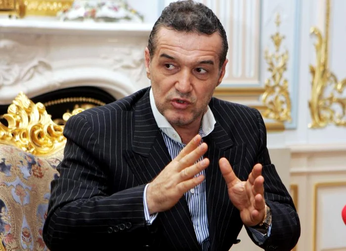 
    Gigi Becali se va opera la coloană într-o clinică din străinătate  