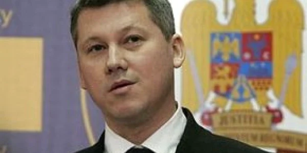 Magistraţii grevişti, ameninţaţi la leafă