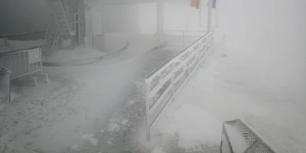La Sinaia, conditii meteo nefavorabile FOTO Faceb Gondola Sin aia jpg