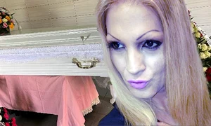 banner banner ionmormântare naomi png