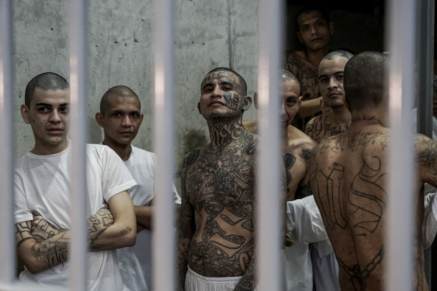 Cum a reușit El Salvador să scadă substanțial rata crimelor în doar un singur an. Lupta cu bandele VIDEO