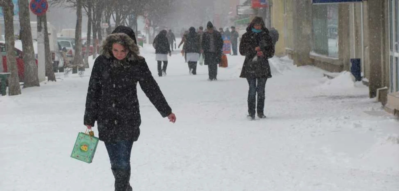 Cetăţenii care nu se conformează riscă amenzi de până la 500 de lei Foto: Arhivă 