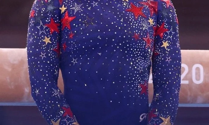 1 simone biles cea mai mare gimnasta americana din toate timpurile s a retras de la olimpiada de la tokyo jpg jpeg