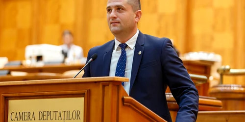 foto facebook radu miruta png