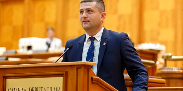 foto facebook radu miruta png