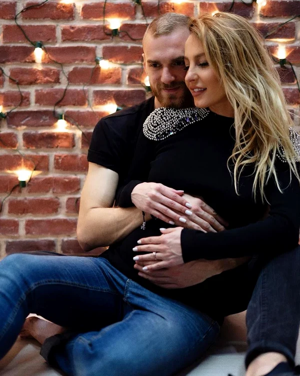 Flavia Mihășan se pregătește să devină mamă