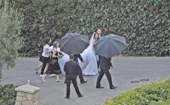 
    Schwarzenegger  a fost  fericit  că a devenit  socru mic  