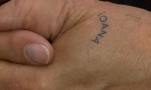Ilie Năstase şi a tatuat numele iubitei pe mână jpeg