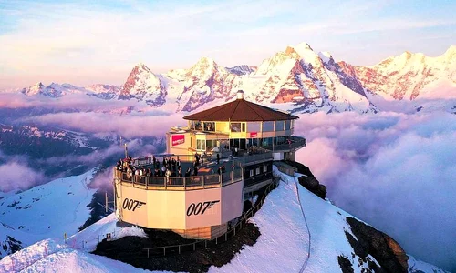 James Bond locații jpg