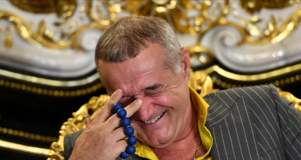 Gigi Becali bulversează jucătorii, antrenorii și suporterii. Foto Răzvan Păsărică/ Sportpictures