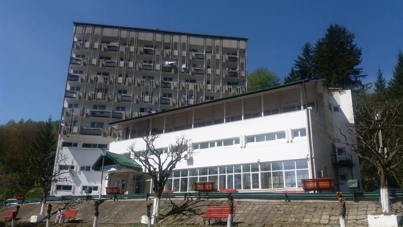 S-au finalizat lucrările de reabilitare cu fonduri UE a  Spitalul de Recuperare Brădet care, în 1975, revigora staţiunea argeşeană cu acelaşi nume
