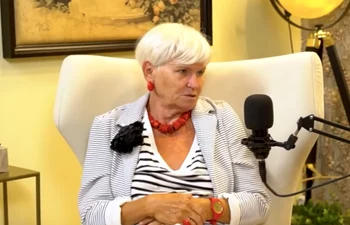 Monica Tatoiu, foto captura video YouTube jpg