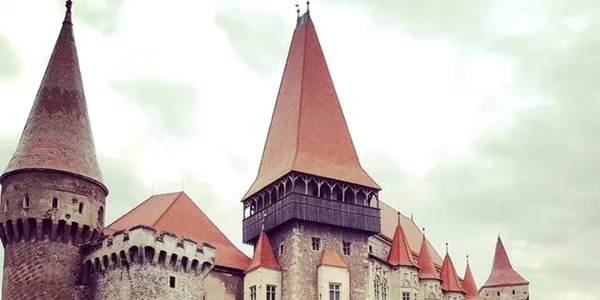 castelul corvinilor