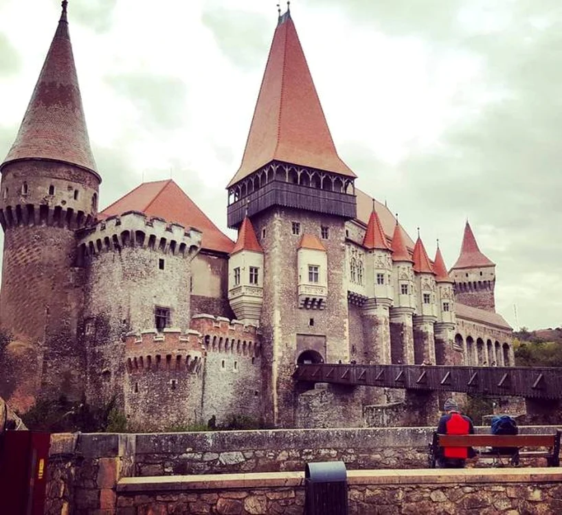 castelul corvinilor