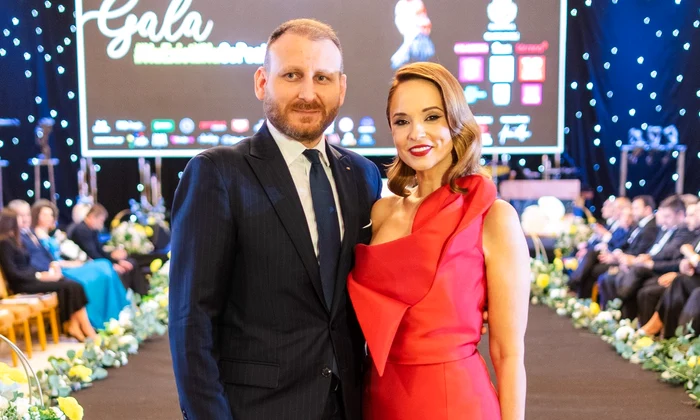 Gest tandru între Andreea Marin și Adrian Brâncoveanu la gala Nu există nu se poate   Insta (3) jpg