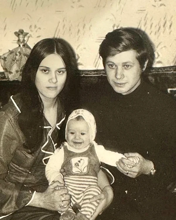 Fuego și părinții săi - Foto: Facebook