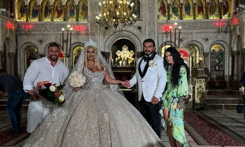 Roxana Vancea și soțul ei, Dragoș, le-au fost alături Andei Adam și lui Joseph, la nunta lor de sâmbătă trecută