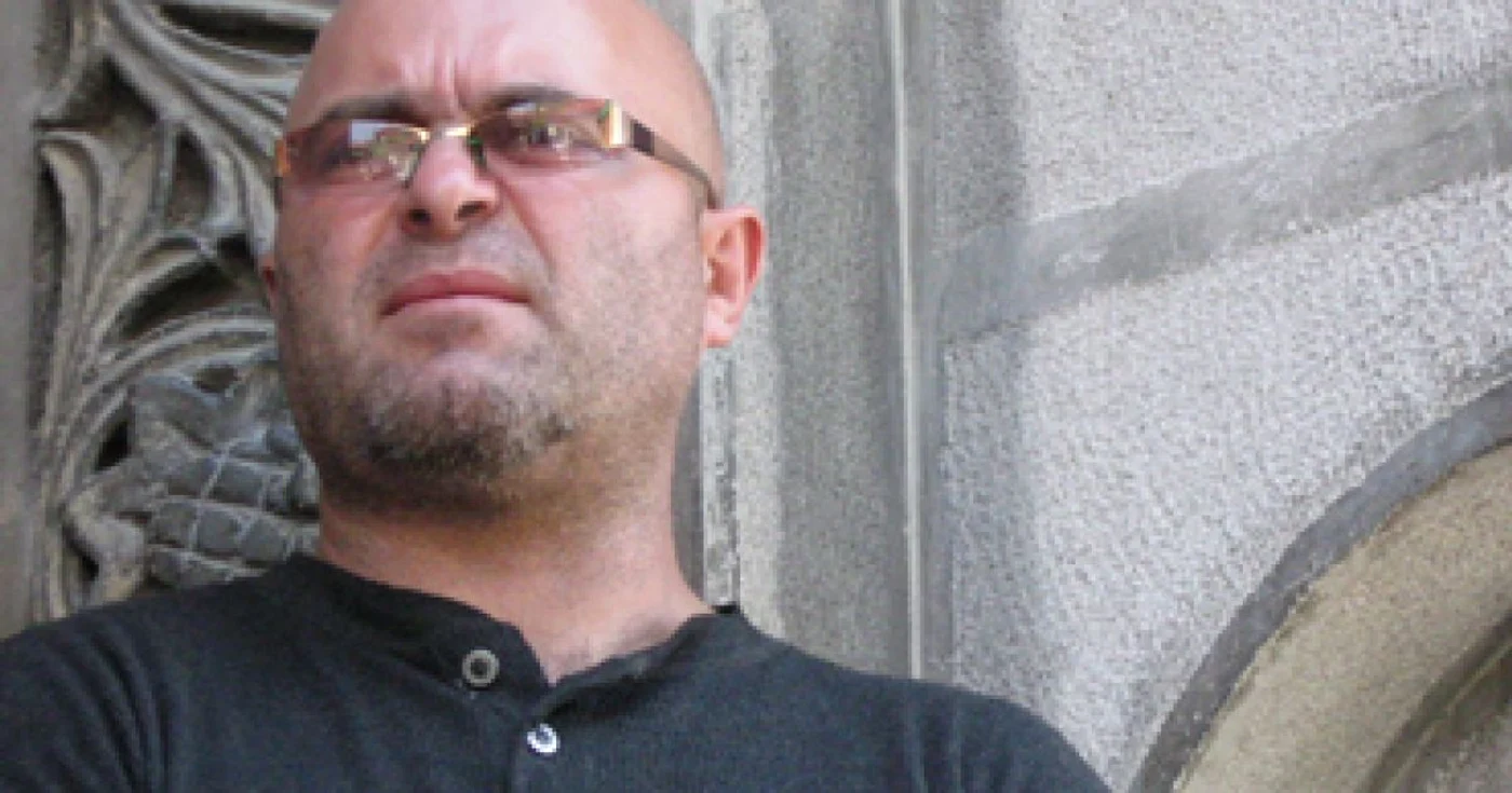 Iaşi: Tatăl copilului ucigaş se judecă cu şefii săi
