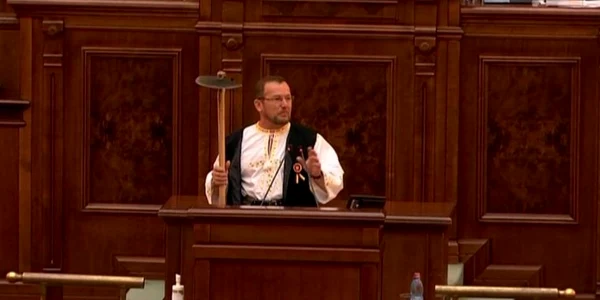 parlamentar sapa captura senat