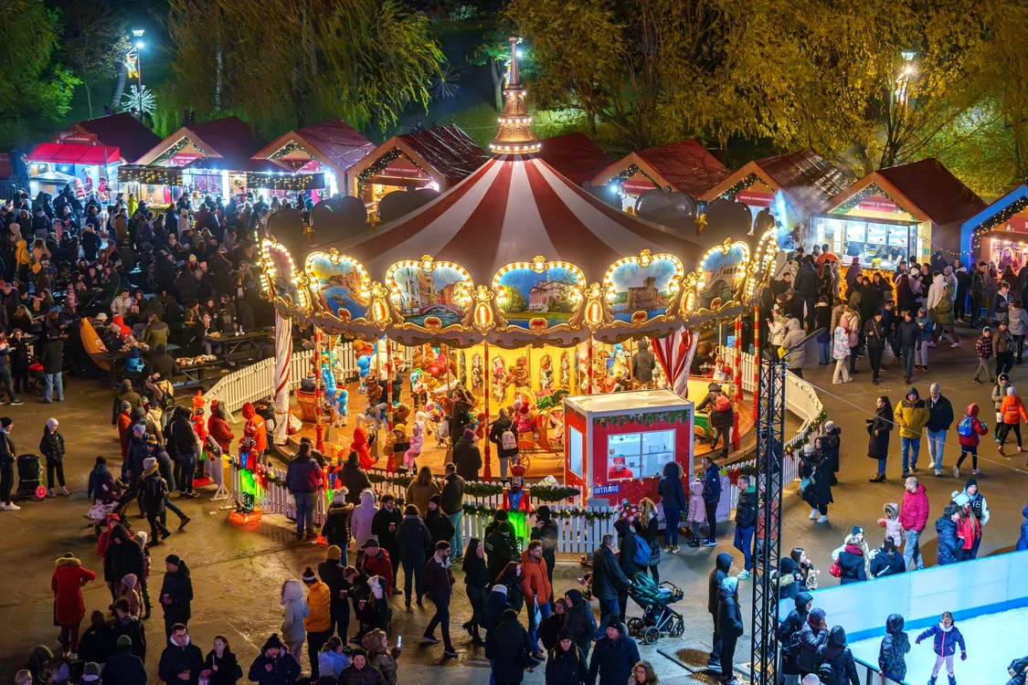 FOTO Facebook West Side Christmas Market 