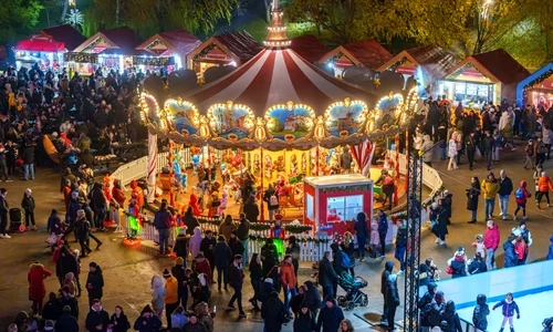 FOTO Facebook West Side Christmas Market 