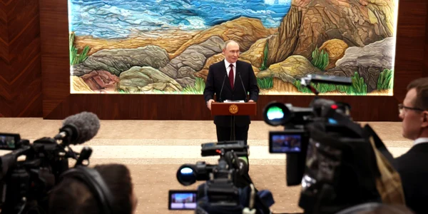 Putin în KÎrgÎzstan FOTO profimedia 1055130528 jpg