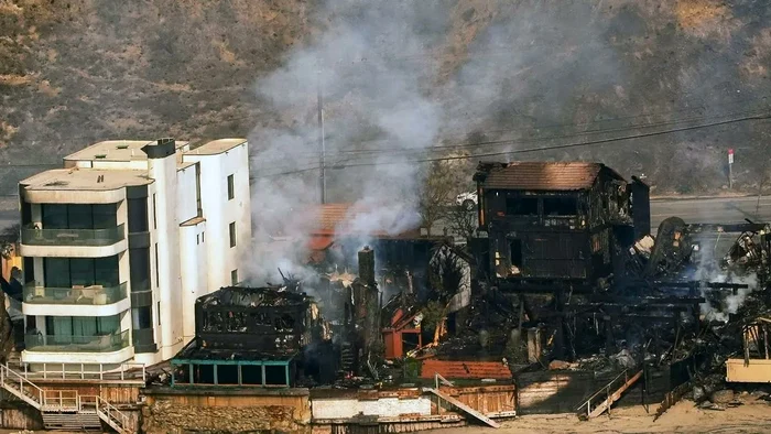 casa norocoasa2 jpg