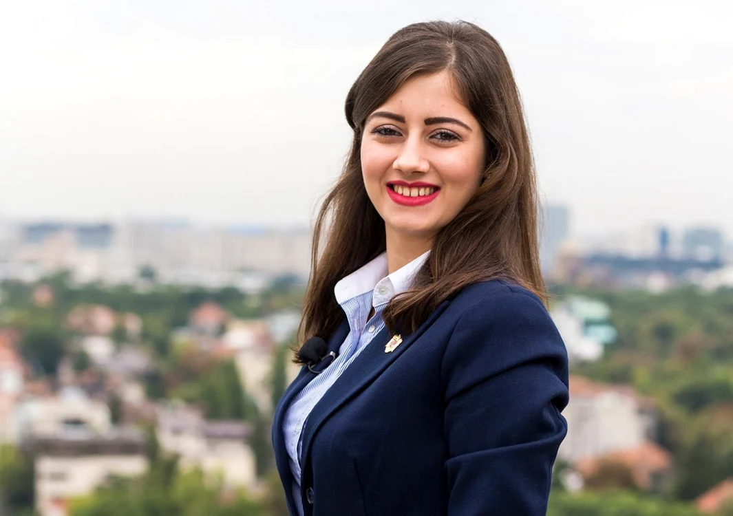 Sorina Banu a absolvit liceul cu media 9,80
