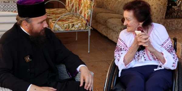 Zoe Dăian şi stareţul Mănăstirii Izbuc