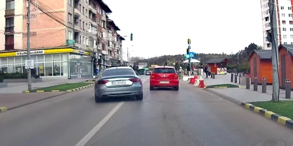 masina care depăşeşte neregulamentar stirisuceava.net