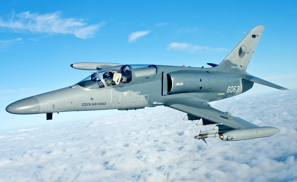 Avion de luptă Aero L-159 FOTO Milan Nykodym 