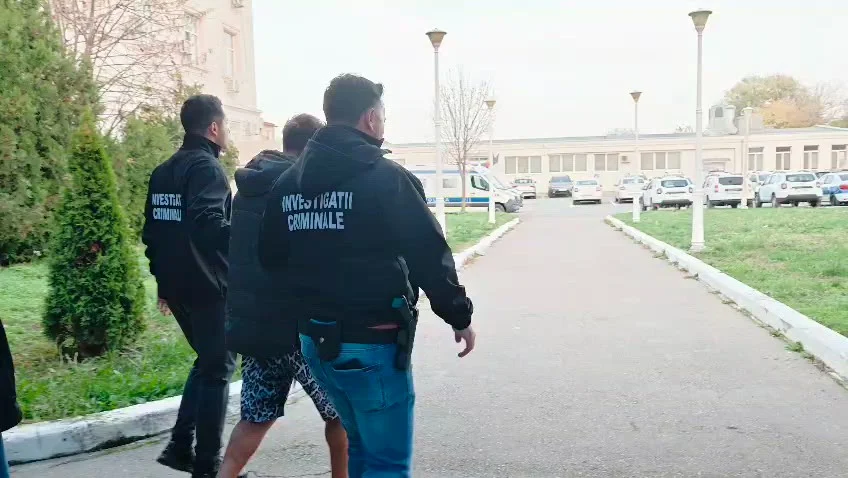 Caz șocant: o femeie a fost omorâtă de un tânăr de 18 ani, în Năvodari. A violat-o, apoi a ucis-o cu sânge rece