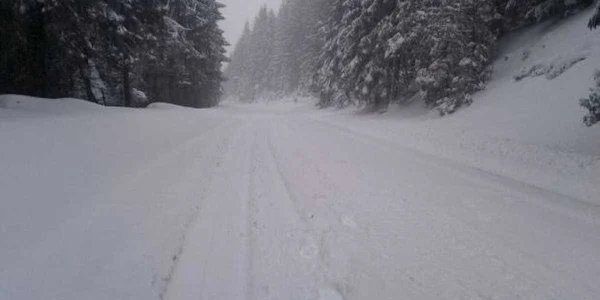 Drumurile judeţene date spre întreţinere pe timp de iarnă primăriilor totalizează o lungime de aproape 600 de kilometri