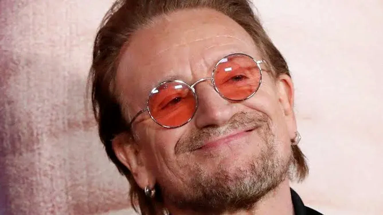 Bono a împlinit 66 de ani.