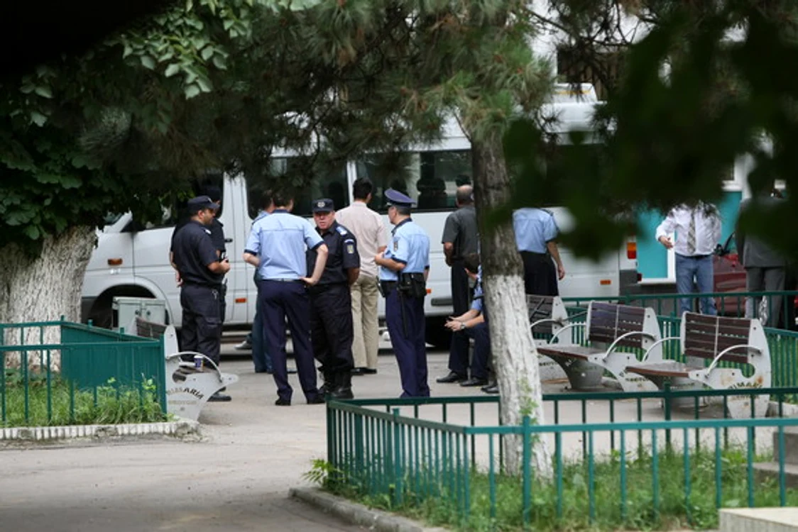 Polițiștii de la Poliția Siguranță Școlară vor păstra liniștea, ordinea și vor veghea la securitatea elevilor