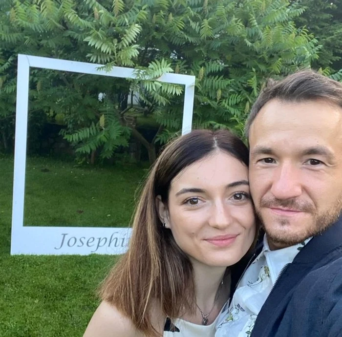 Smiley se pricepe să schimbe scutecefoto: Instagram