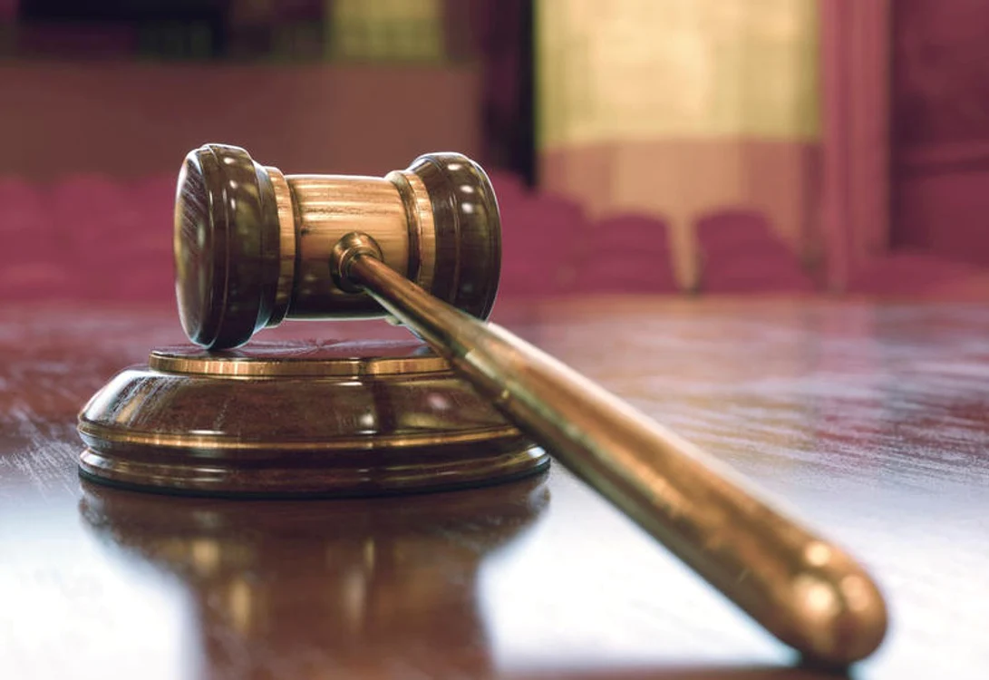 Un român l-a dat în judecată pe Dumnezeu
