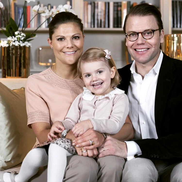 The Swedish Royals "Their Royal Highnesses Crown Princess Victoria and Prince Daniel are happy to announce that The Crown Princess is expecting their second child  jpeg