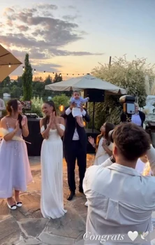 Matei Stratan și Iana Budeanu au fost binecuvântați cu un băiețel