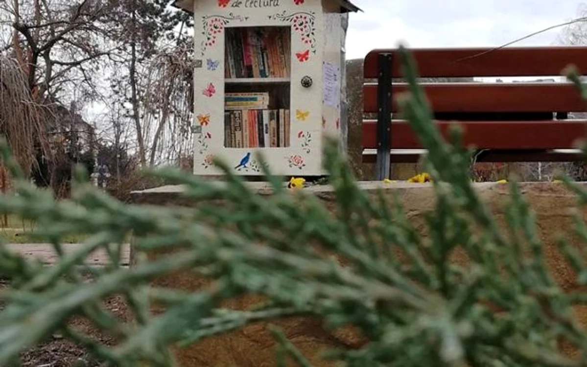 Căsuţa de lectură FOTO Alex Dascălu