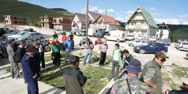Târgu-Jiu: A cincea zi de căutări ale micuţului Constantin Velcev