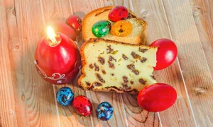 Cakes called Pasca made with cheese and raisins, traditional col jpeg