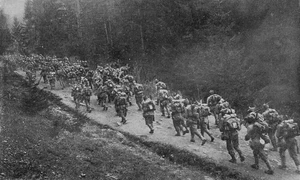 Armata romana 1916  trece Carpații