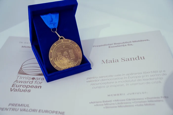 Premiul pentru Maia Sandu FOTO Primăria Timișoara