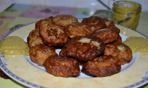 parjoale din carne si hribi jpeg