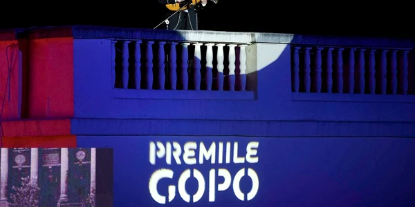 Cobzarul Bogdan Mihai Simion doctor lăutar la Premiile Gopo Foto Doria Drăguşin