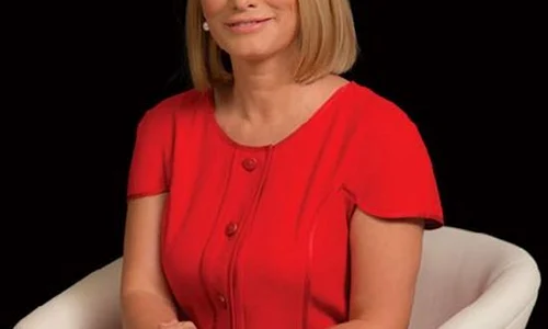 andreea esca jpeg