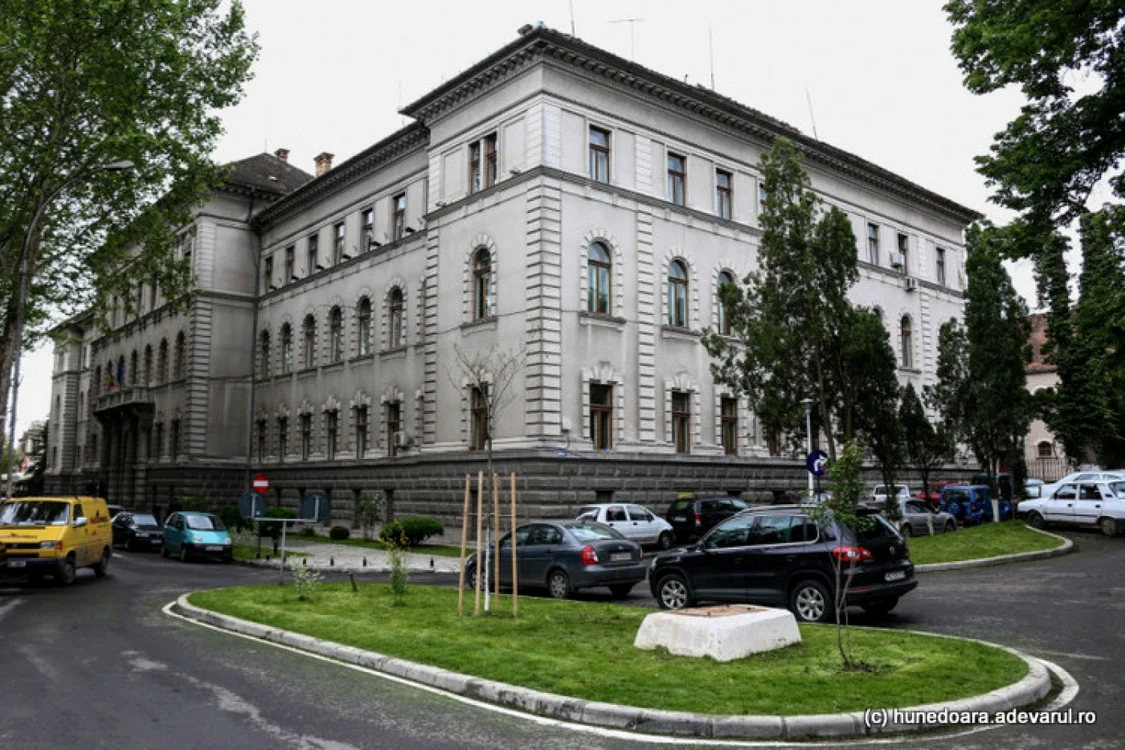 Tribunalul Hunedoara. Foto: Daniel Guţă. ADEVĂRUL