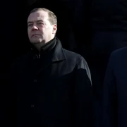 Dmitri Medvedev si Vladimir Putin FOTO EPA-EFE